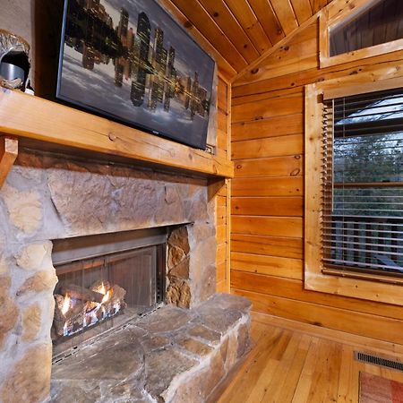 Private Smoky Mountain Luxury Log Home With 2 Fireplaces, Hot Tub & Community Pool Sevierville Luaran gambar