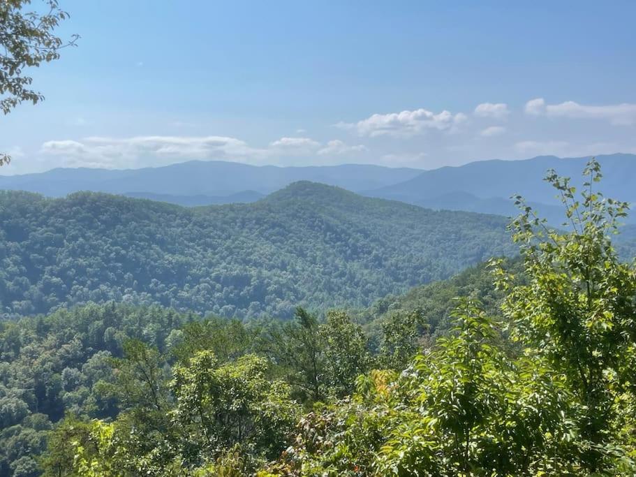 Private Smoky Mountain Luxury Log Home With 2 Fireplaces, Hot Tub & Community Pool Sevierville Luaran gambar