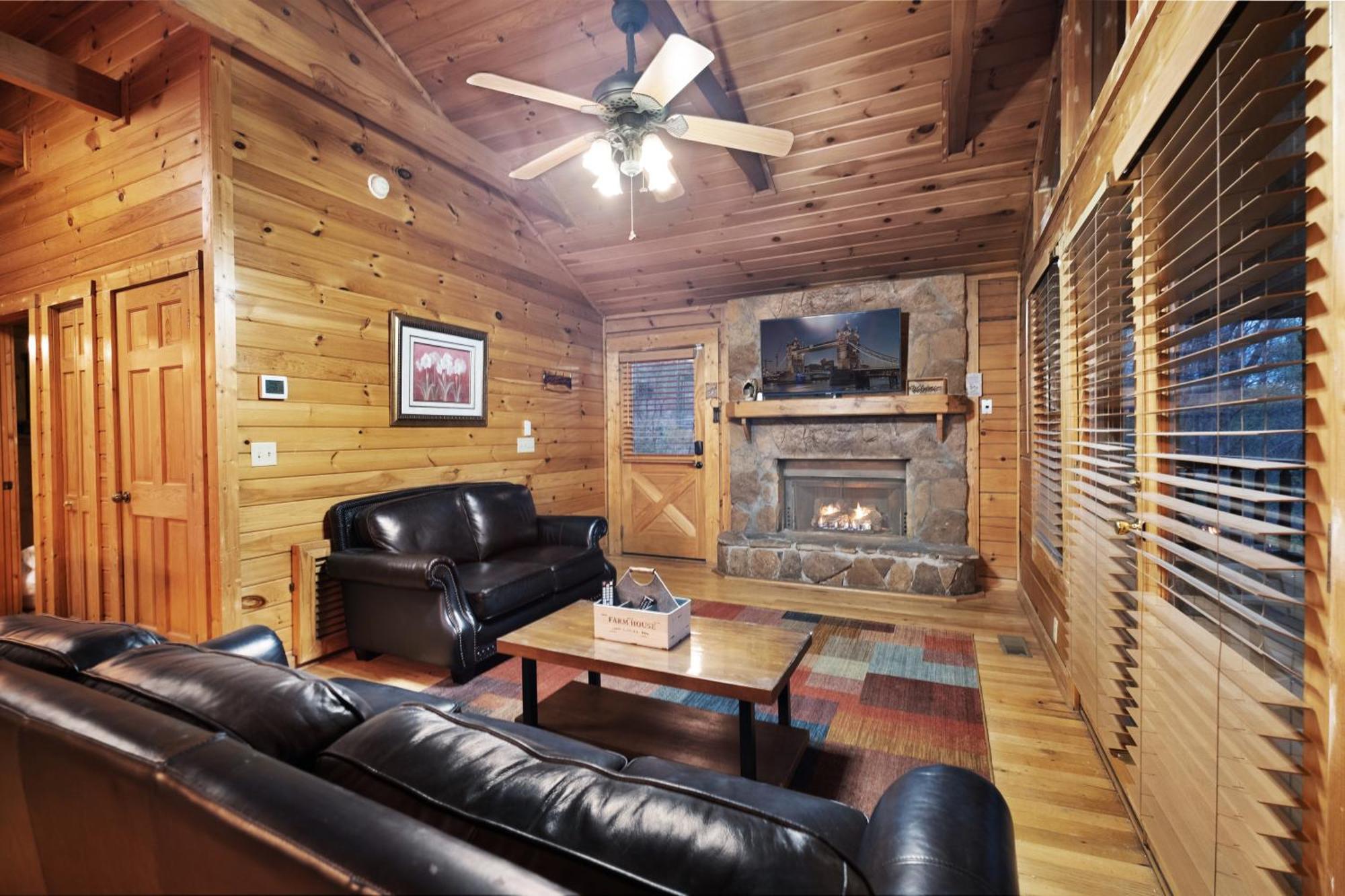 Private Smoky Mountain Luxury Log Home With 2 Fireplaces, Hot Tub & Community Pool Sevierville Luaran gambar
